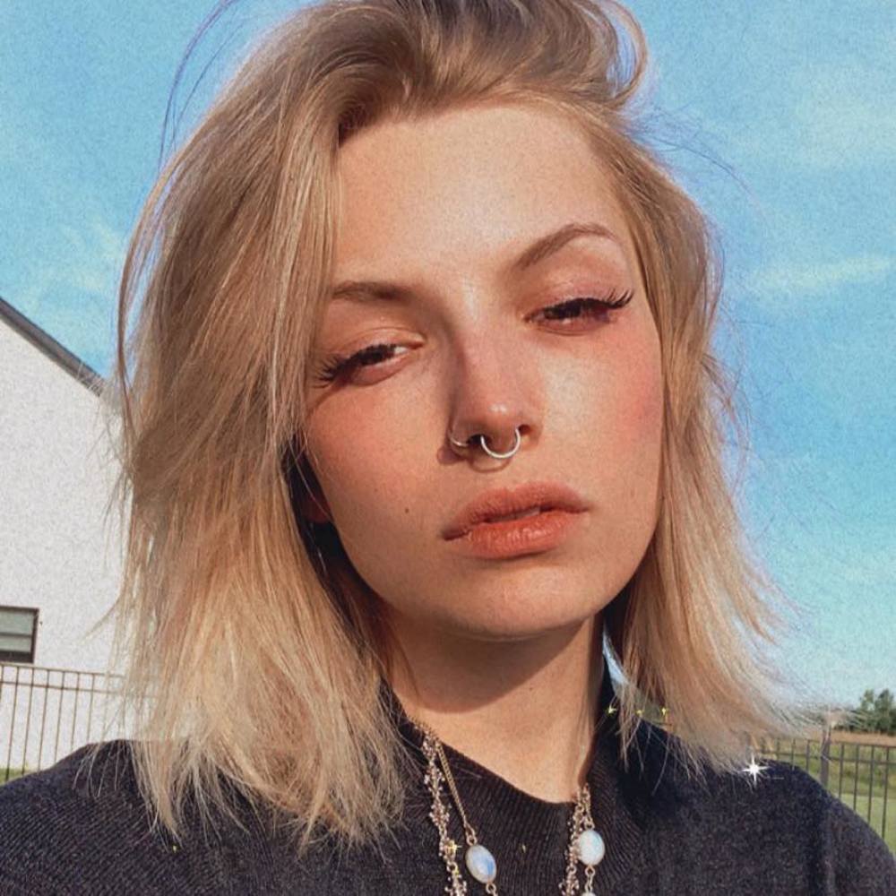 Meet your Posher, Reagan